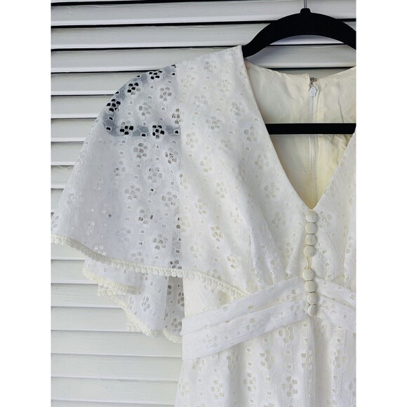 🔴 SOLD 🔴Vintage 1970s 70s Bohemian White Cut Lace Capelet Maxi Dress S - Picture 1 of 7